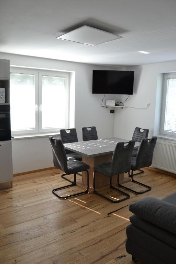 Apartma Ob Potoku Luče Eksteriør billede
